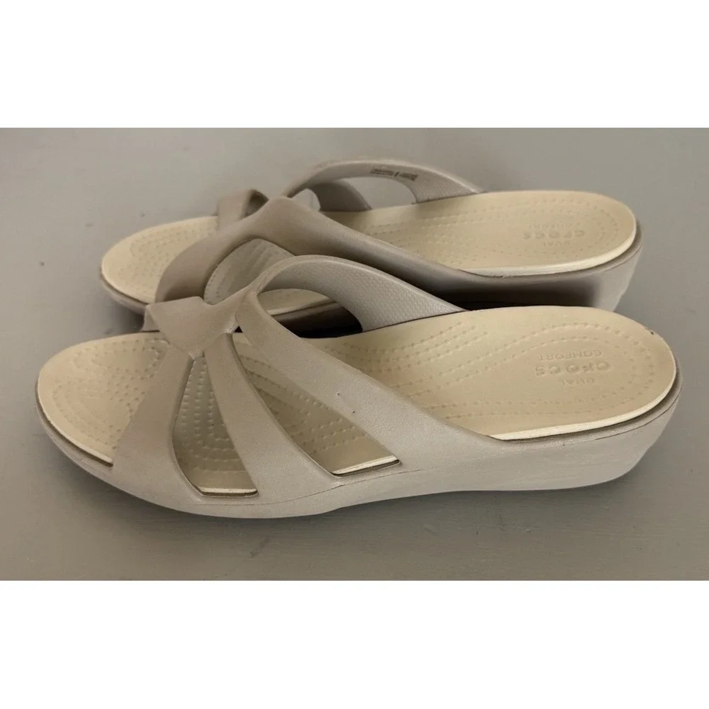 Crocs Sanrah Strappy Wedge Slide Sandals Womens Size 9 Taupe Comfort Casual